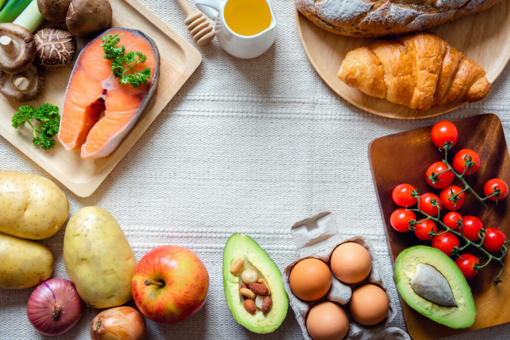 Diferencias entre dieta keto y dietas bajas en carbohidratos
